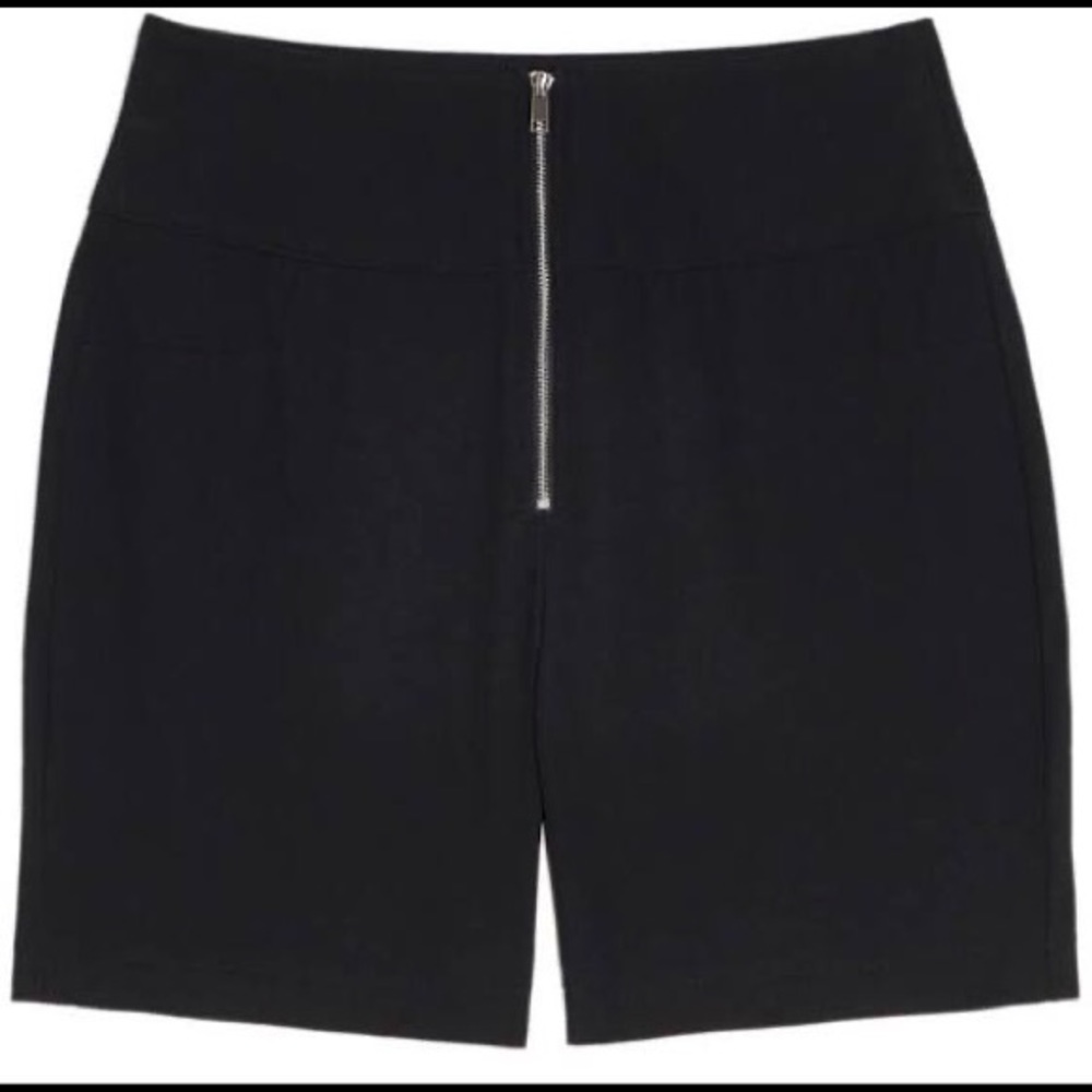 Danielle Bernstein NWT black biker shorts